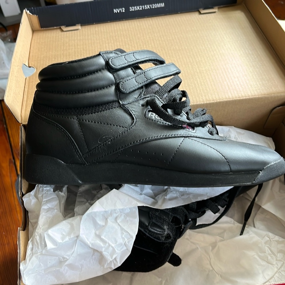 Black Reebok classic aerobic high-top sneakers